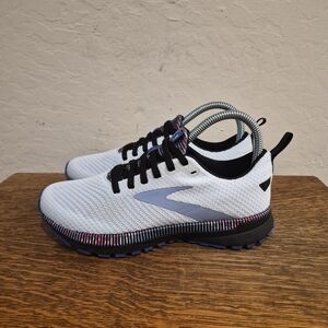Brooks Revel 5 Athletic Running Shoes Women's Size US 5.5 Medium B